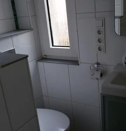 Apartment Easy-Bedsit Apartment 3 *