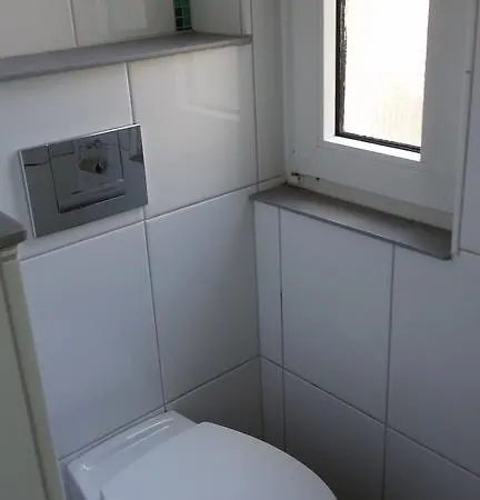 Appartement Easy-Bedsit Apartment 3 *