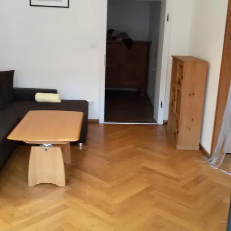 Easy-Bedsit Apartment 3 Dusseldorf