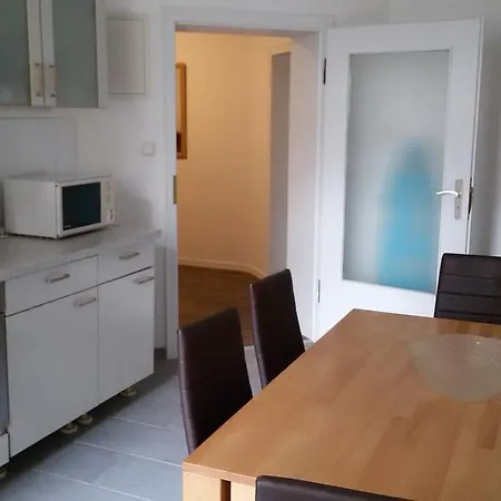 Easy-Bedsit Apartment 3 Dusseldorf